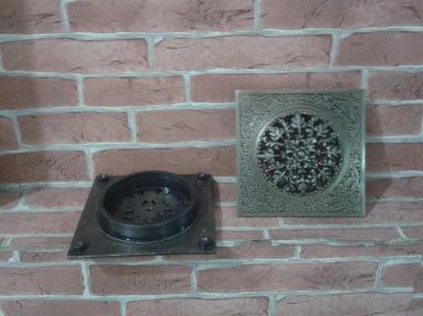 Brass water drain codeJBL.1456 size 100 x 100 mm.