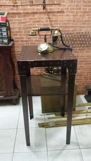 Iron Telephone Table Code IRTB001A size Top 40 x 40 x h 85 cm